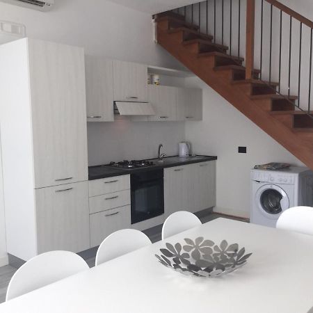 Peschieraview Duplex X7 Lägenhet Peschiera del Garda Exteriör bild