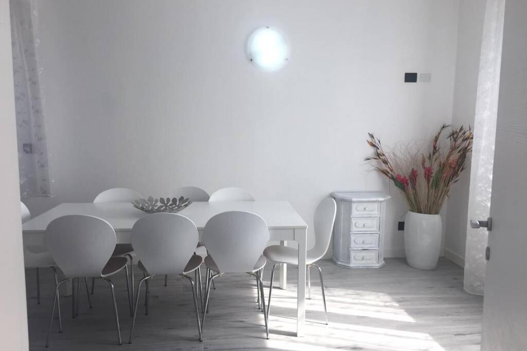 Peschieraview Duplex X7 Lägenhet Peschiera del Garda Exteriör bild